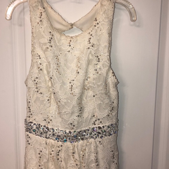 White dress from Dillard’s - Picture 2 of 3